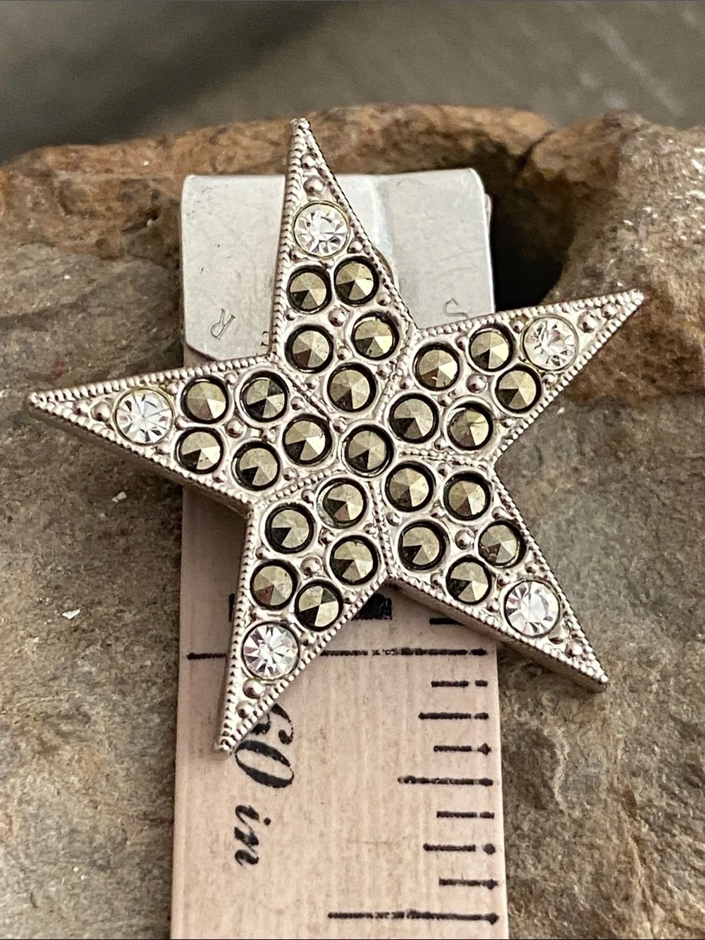 Vintage 80s 1928 Brand Star Shaped Rhinestone Broach